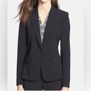 Theory Size 2/4 Suit Set in Black